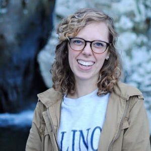 Meet your Posher, Laura